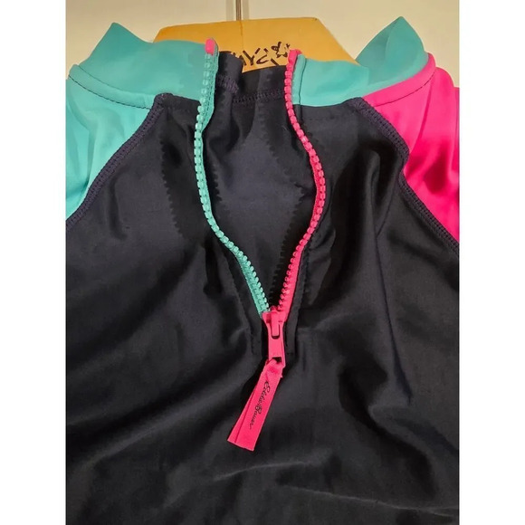 Eddie Bauer Girls Multicolor Short Sleeve Rash Guard Surf Swim Shirt – Large - Picture 7 of 9